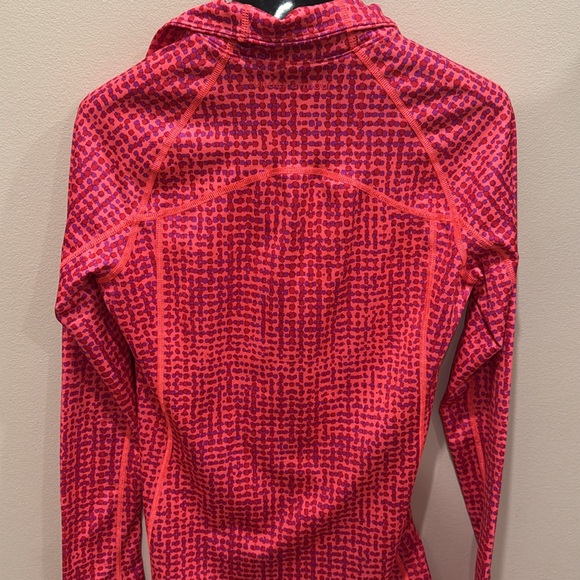 Under Armour Quarter Zip - Picture 6 of 6